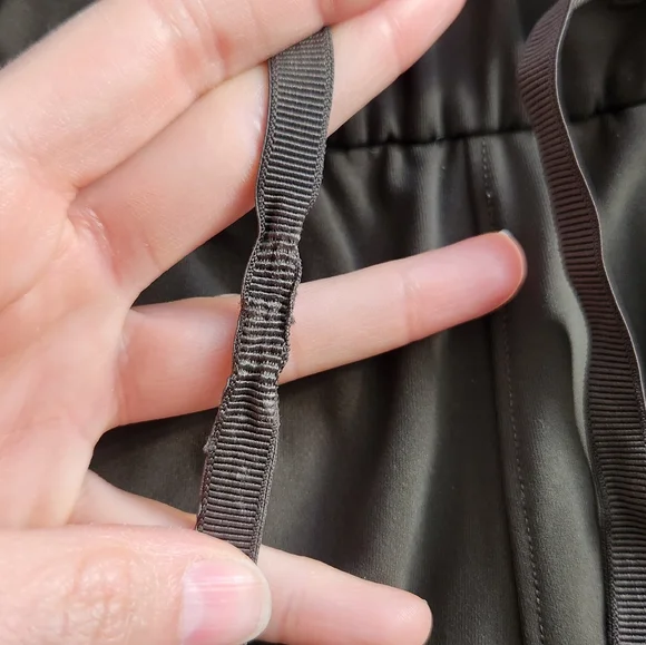 Lululemon On The Fly Olive Green Athletic Pants Size 4 - Picture 5 of 11